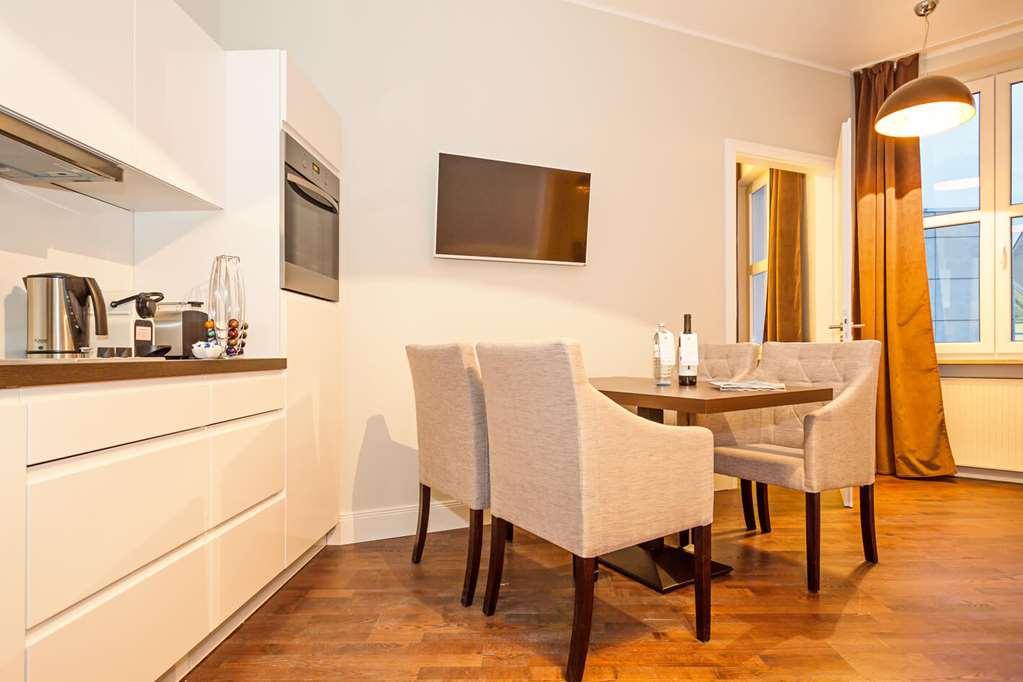 Arabel Design Apartments Berlin Restaurang bild A modern kitchen