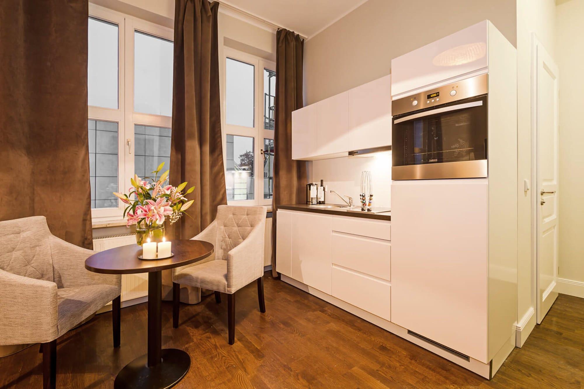 Arabel Design Apartments Berlin Exteriör bild A typical kitchen in a serviced apartment